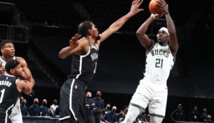  欧文神仙球准绝杀独行侠险胜爵士保留季后赛