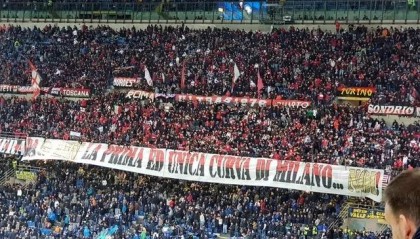  米兰德比,十万观众现场助威  