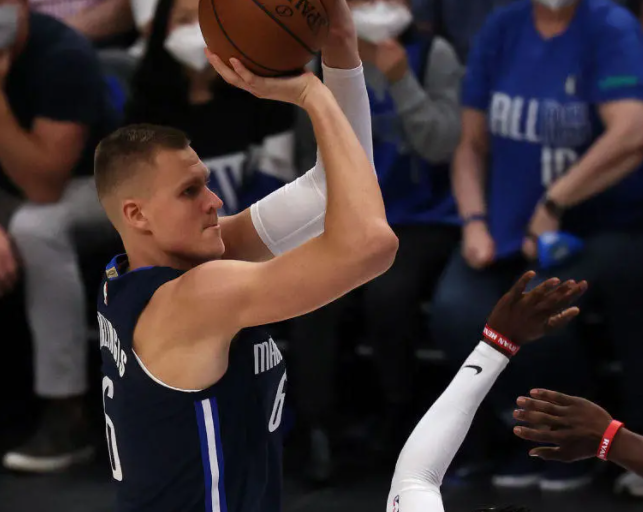  梅斯客场逆袭成功，保级关键战全取三分告捷